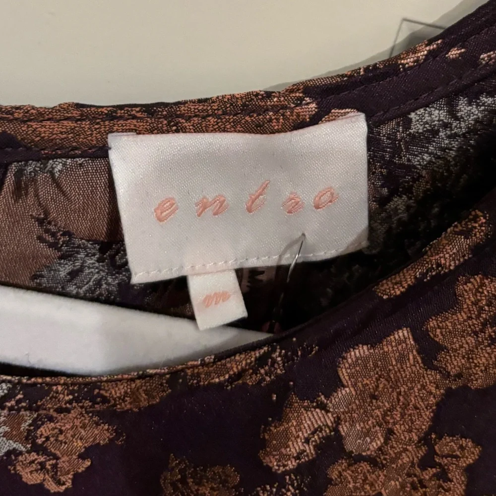 Entro Floral Puff Sleeve Dress - Navy and Beige - Picture 5 of 8